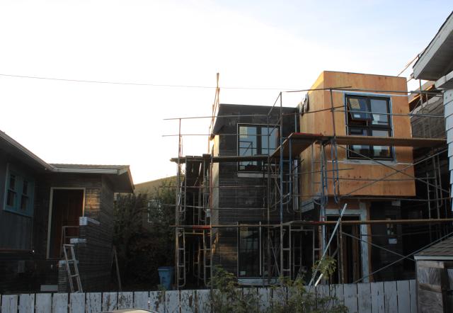 Delaware St construction